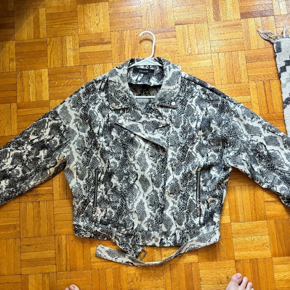 Zara oversized snake bomber jacket - Picture 11 of 12